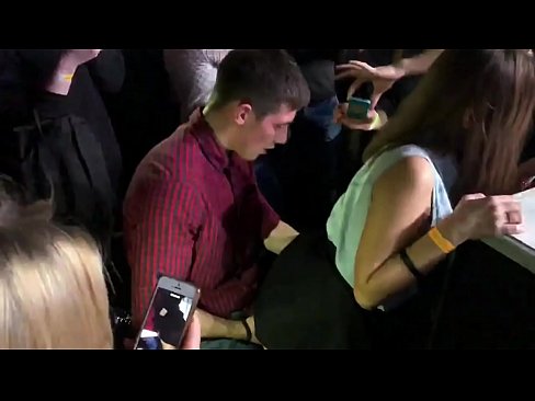 ❤️ Bir Rus gece kulübünde gerçek seks. 18 yaşındaki Rus kız anüs ve vajinada bir gece kulübünde becerdin ❤ Porno bize %tr.tubsexercom.ru ️❤